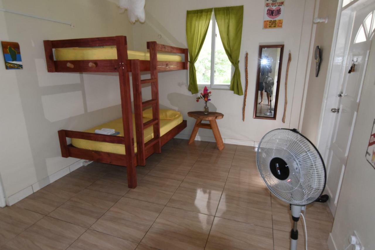 Soufriere Guesthouse Esterno foto